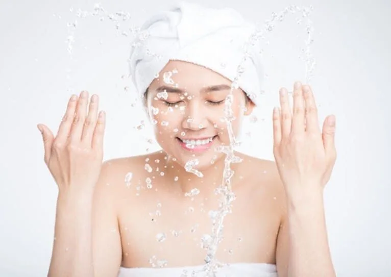 Bí quyết rửa mặt sạch đúng cách