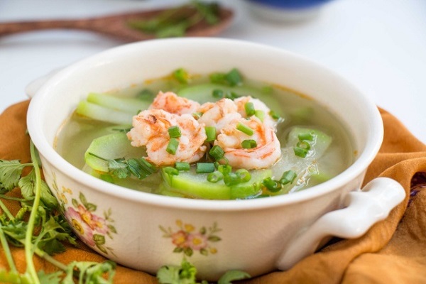 canh bầu nấu tôm