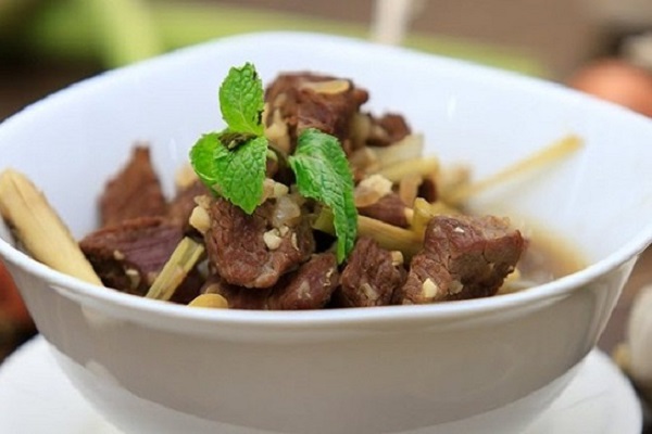 bắp bò kho gừng