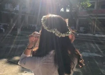 Câu chuyện bắt đầu làm quen