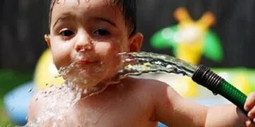 Phòng ngừa các bệnh cho trẻ em trong những ngày nắng nóng