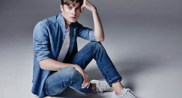 14 thương hiệu skinny jeans tuyệt vời nhất hiện nay